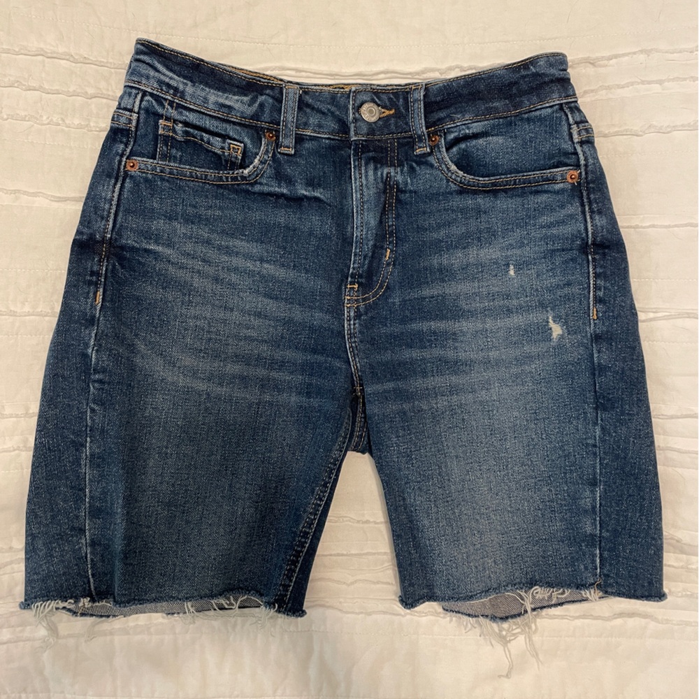 Old Navy OG Straight High Rise denim shorts women’s size 2